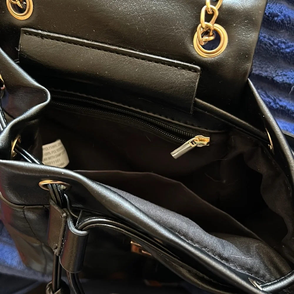 Mini Backpack - Picture 3 of 5
